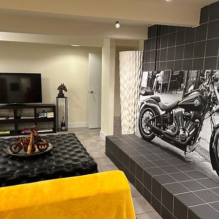 Cypress: Private Bedroom/Bathroom/Office, With Shared Pool, Hot Tub North Vancouver Dış mekan fotoğraf