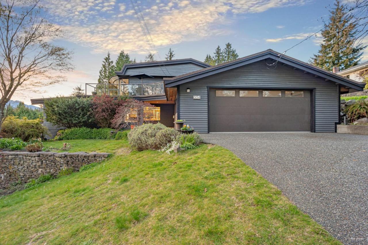 Cypress: Private Bedroom/Bathroom/Office, With Shared Pool, Hot Tub North Vancouver Dış mekan fotoğraf