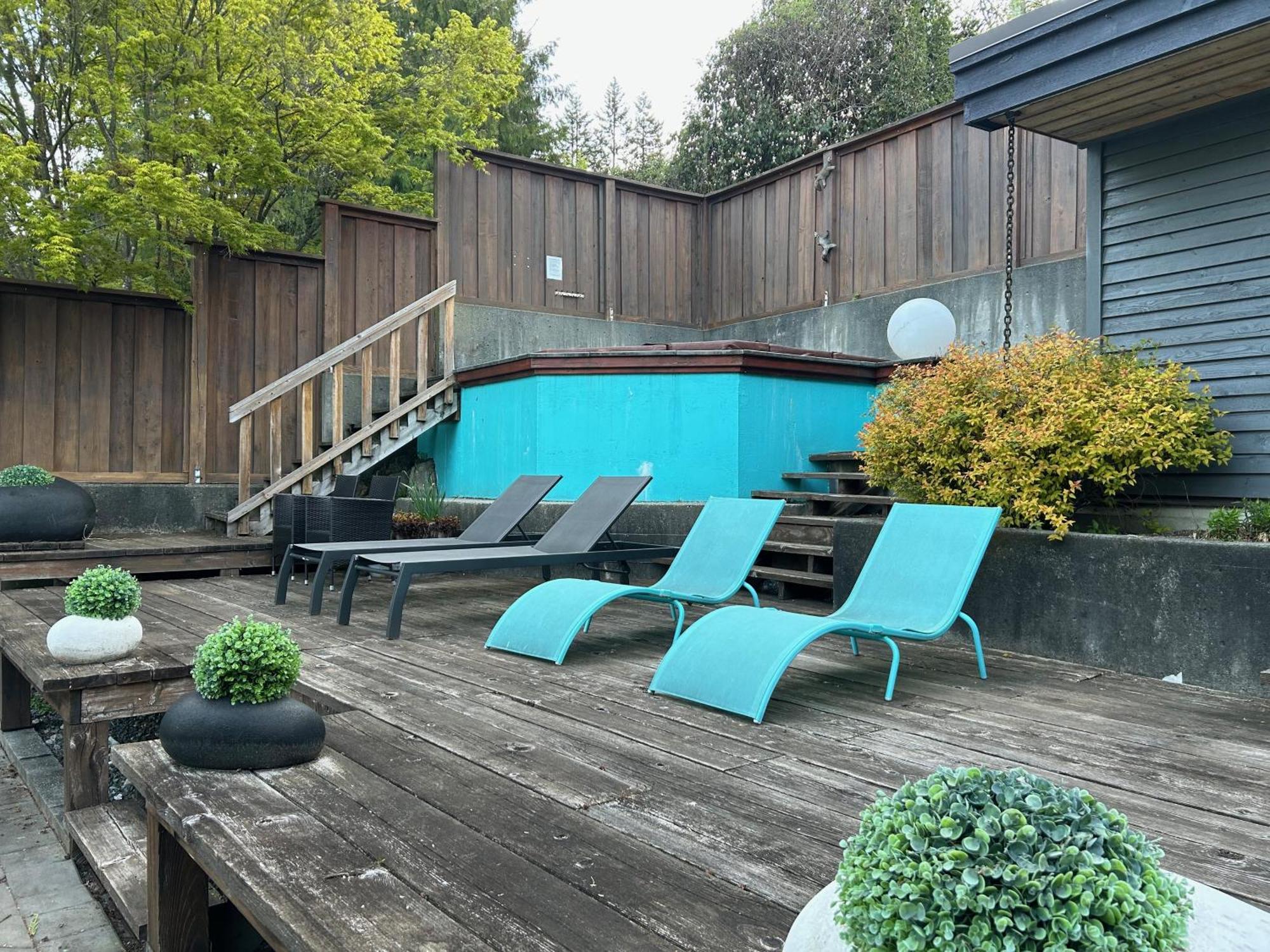 Cypress: Private Bedroom/Bathroom/Office, With Shared Pool, Hot Tub North Vancouver Dış mekan fotoğraf